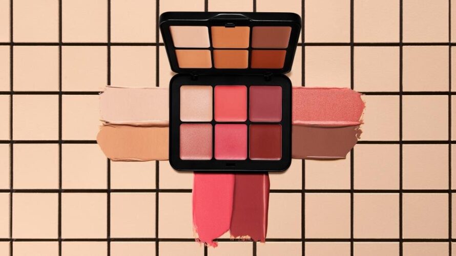 メイクアップフォーエバー”12色”フェイスパレット、ブレンドOKなクリーム質感